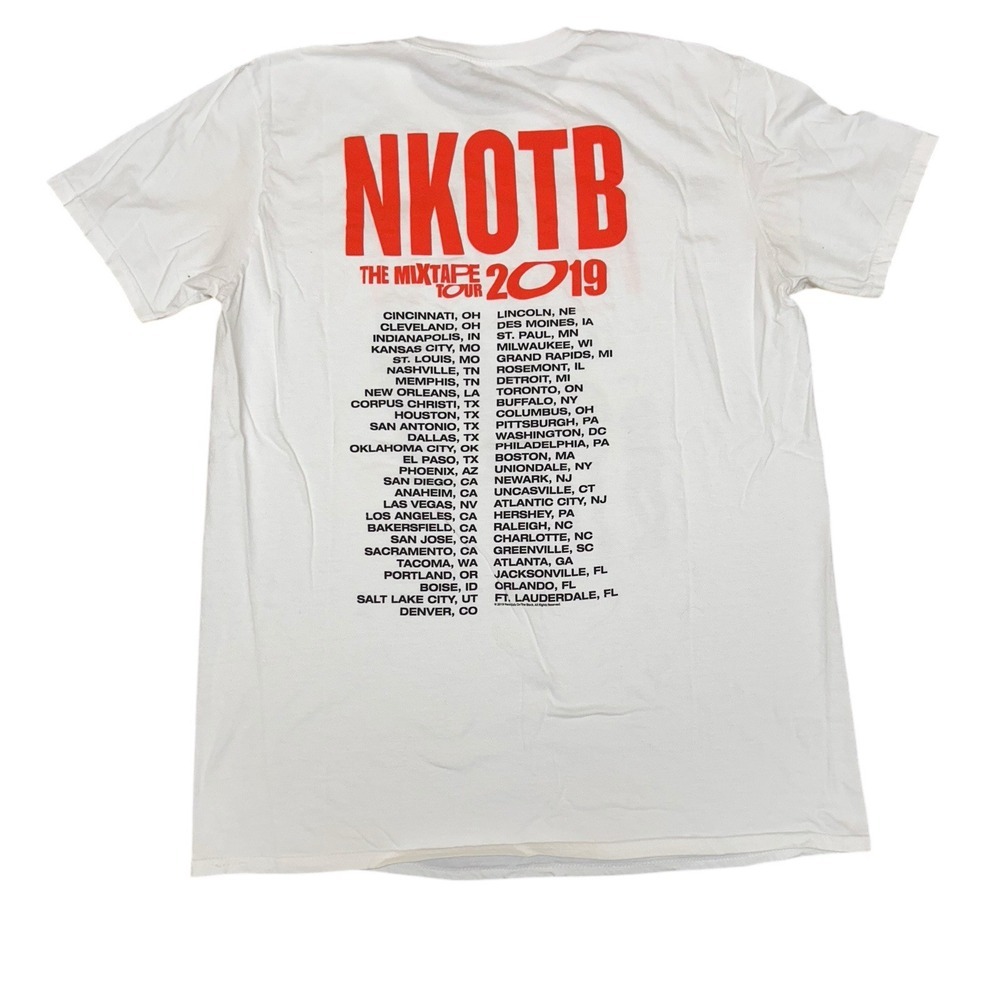 NKOTB Mixtape Tour 2019 White T Shirt Large New kids Tiffany Debbie Gibson - Picture 3 of 8